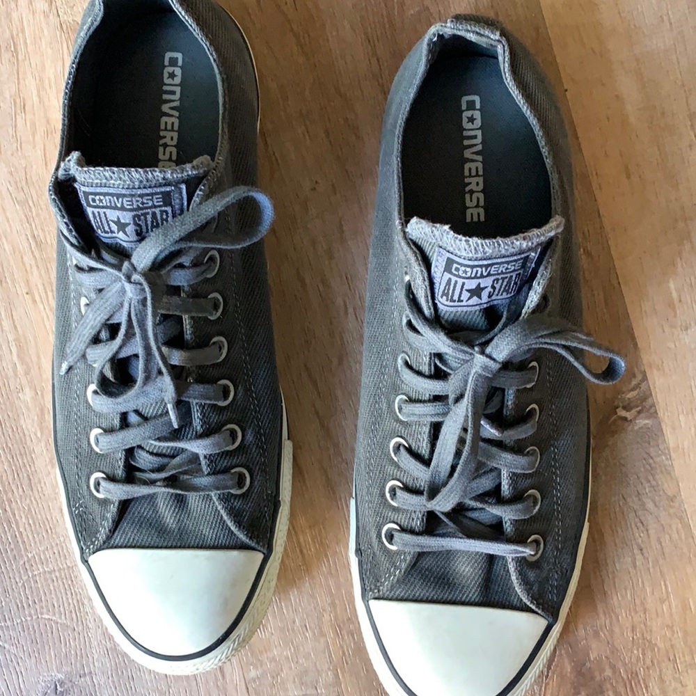 Converse Chuck Taylor Gray Size 10